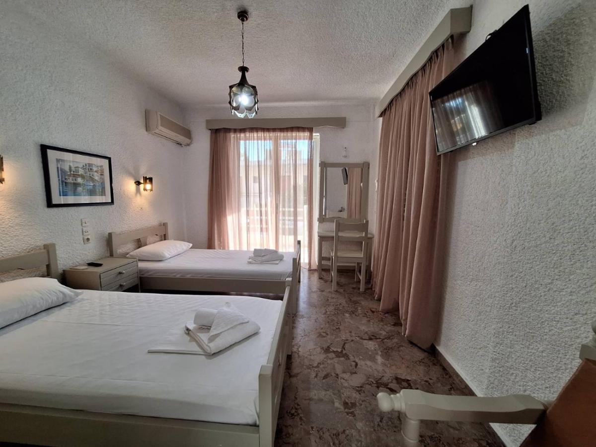 Apartments By Evita'S Resort Poros Town Esterno foto