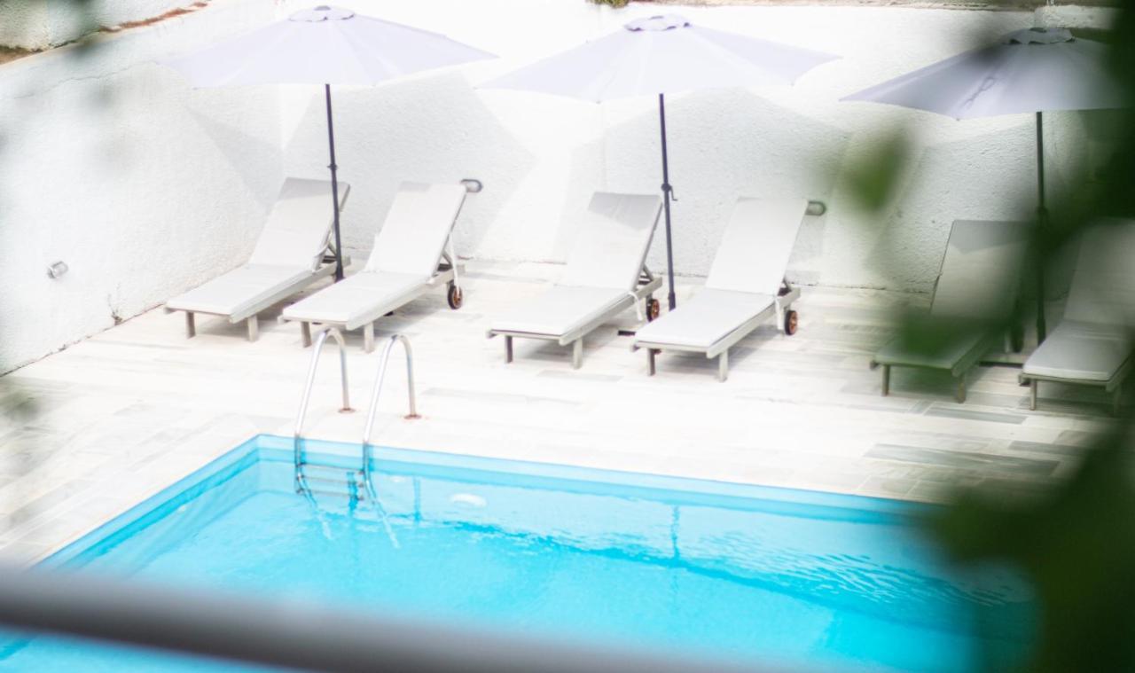 Apartments By Evita'S Resort Poros Town Esterno foto