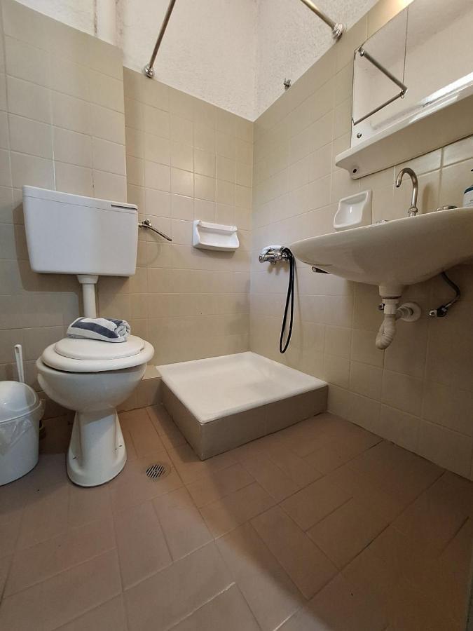Apartments By Evita'S Resort Poros Town Esterno foto