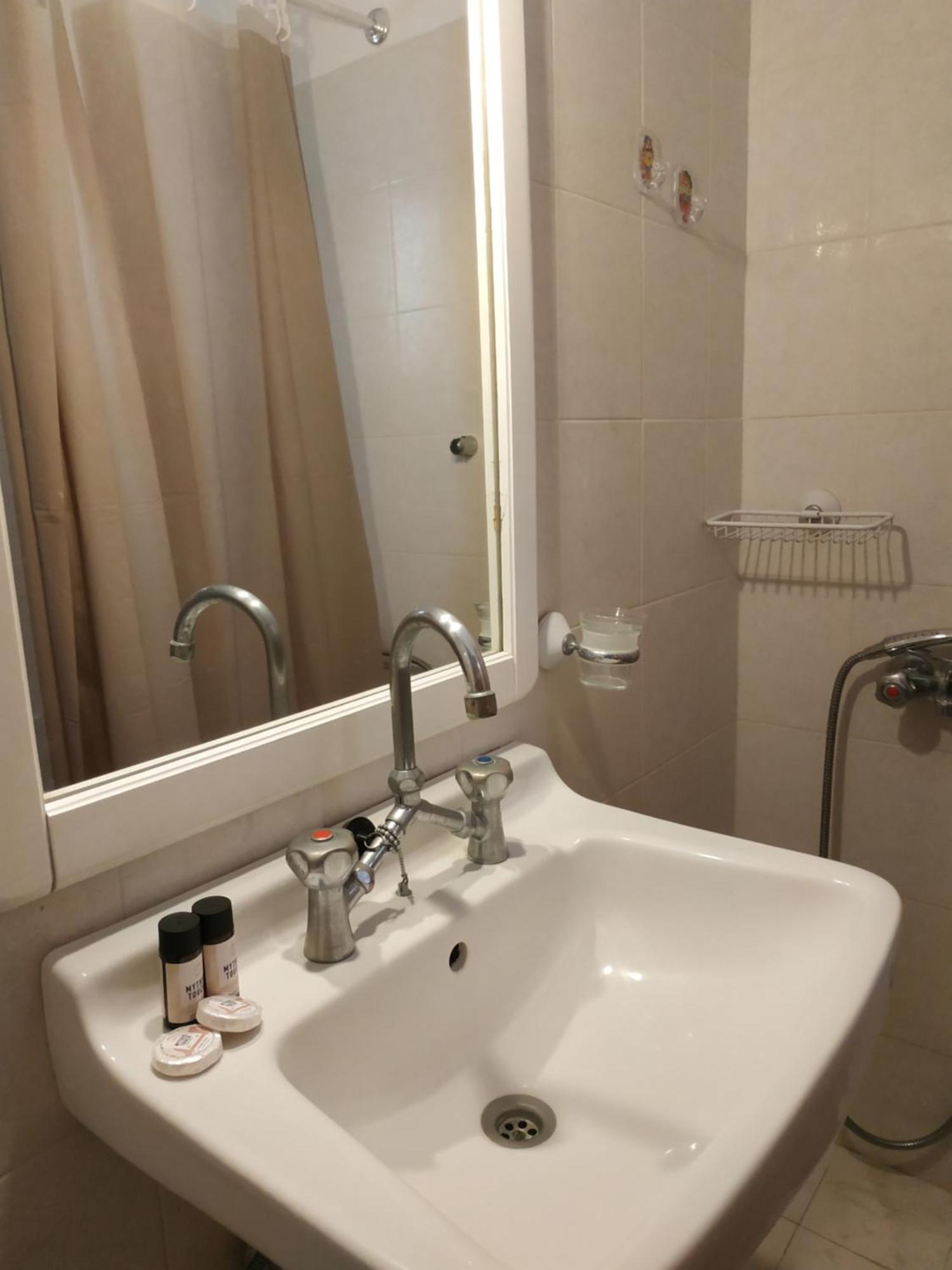 Apartments By Evita'S Resort Poros Town Esterno foto